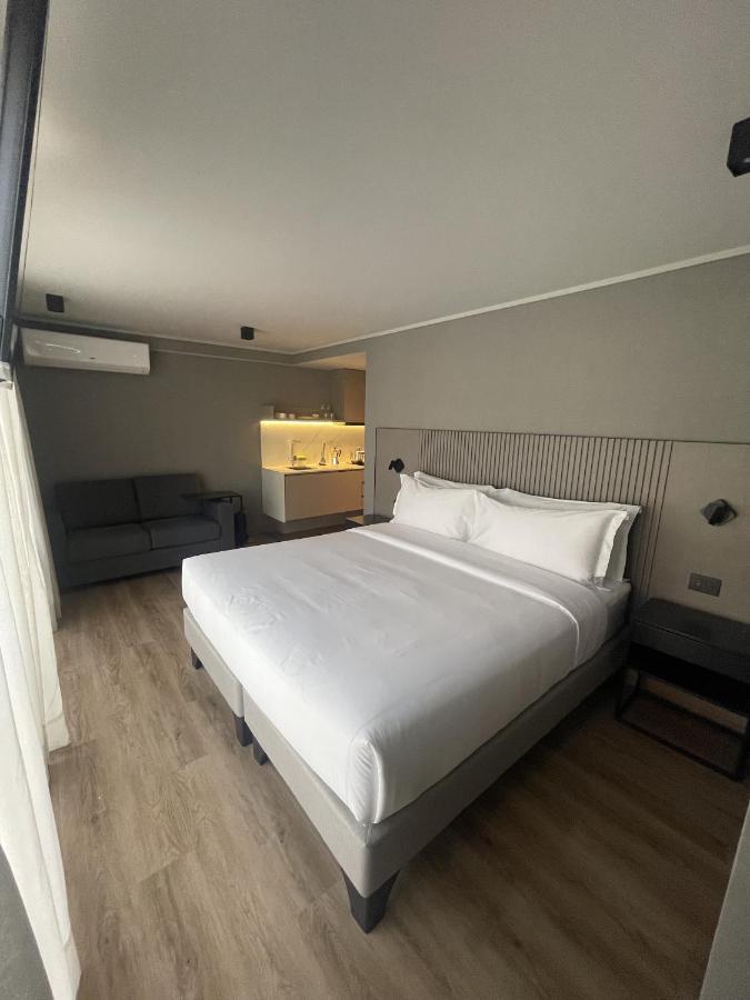 One Manquehue Aparthotel Сантьяго Экстерьер фото