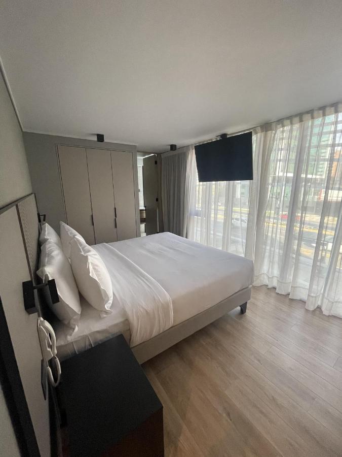 One Manquehue Aparthotel Сантьяго Экстерьер фото