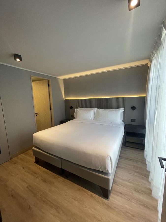 One Manquehue Aparthotel Сантьяго Экстерьер фото