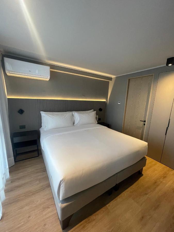 One Manquehue Aparthotel Сантьяго Экстерьер фото